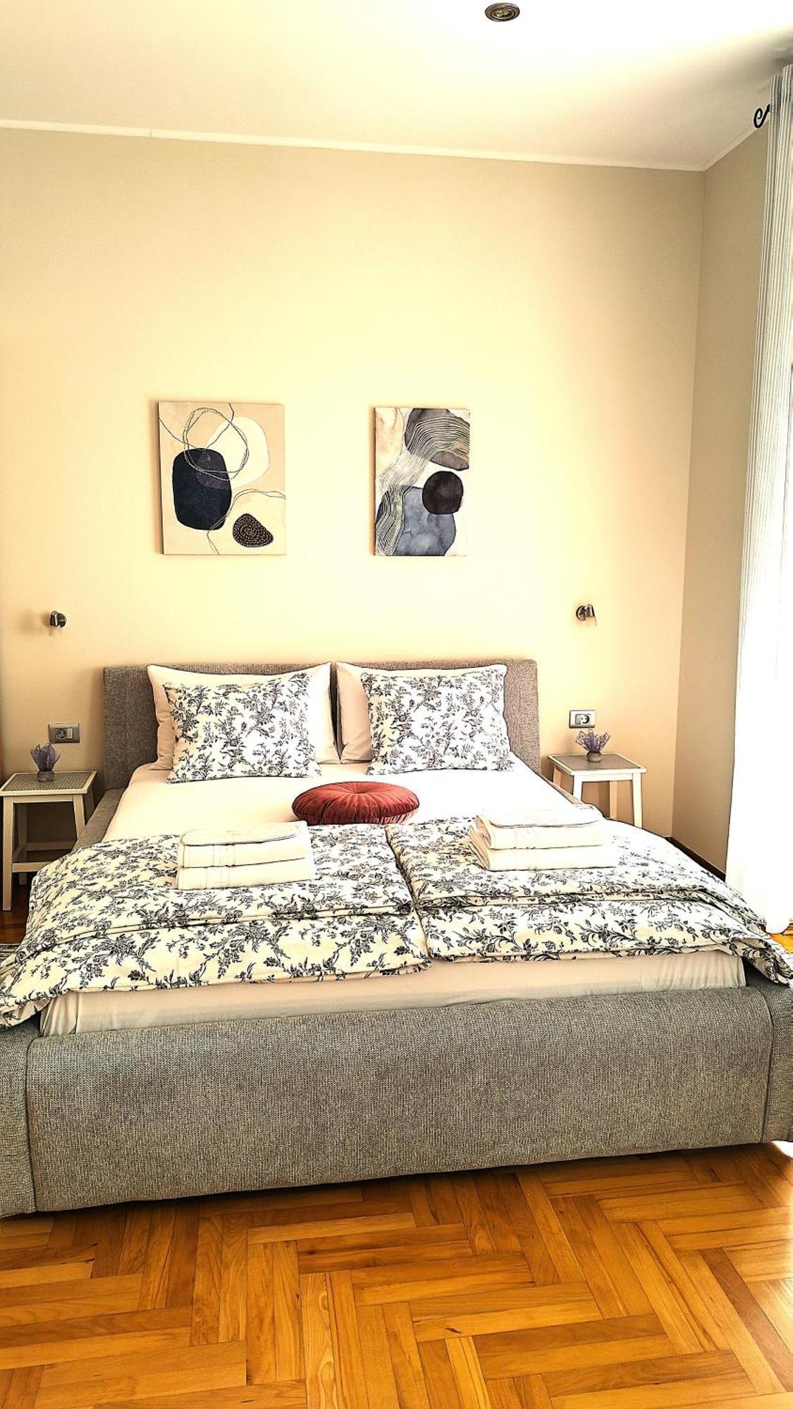 Lavender - City Room With Free Parking Pula Exteriér fotografie